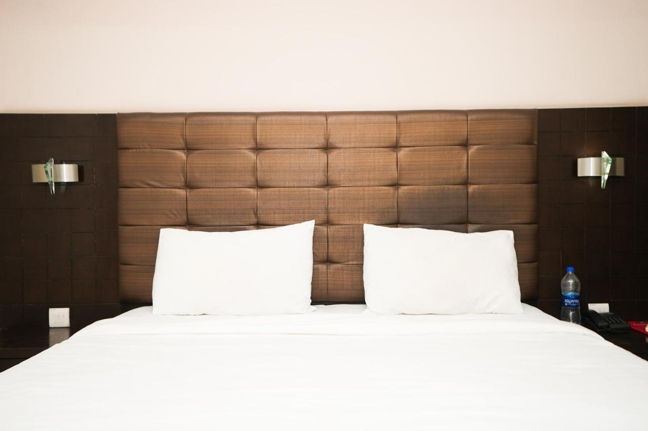 Stay Well Hotels & Homes Gurgaon Exterior photo