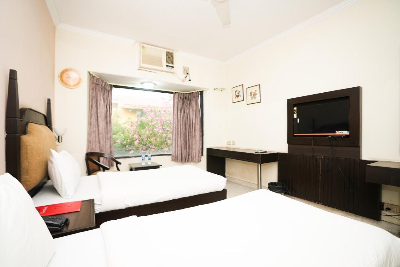 Stay Well Hotels & Homes Gurgaon Exterior photo