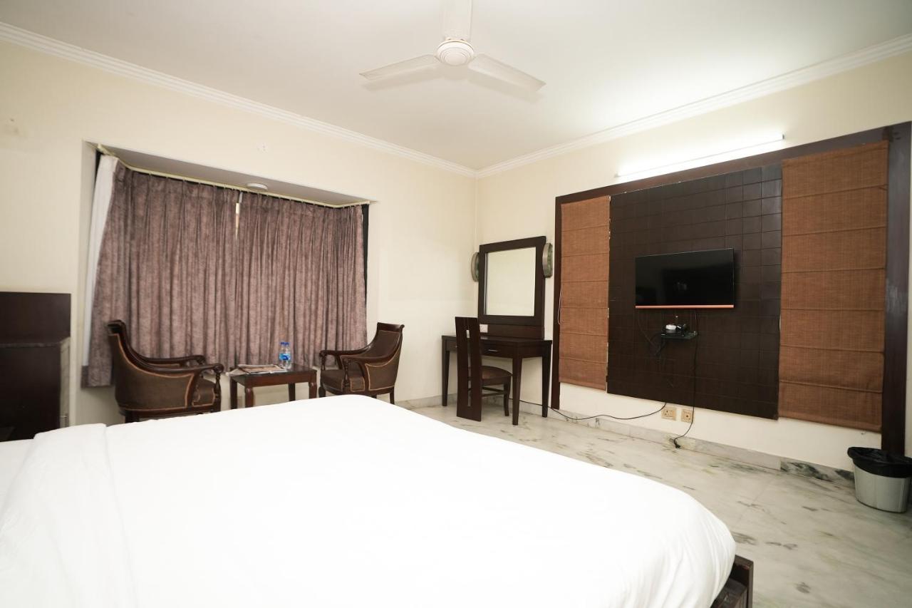 Stay Well Hotels & Homes Gurgaon Exterior photo